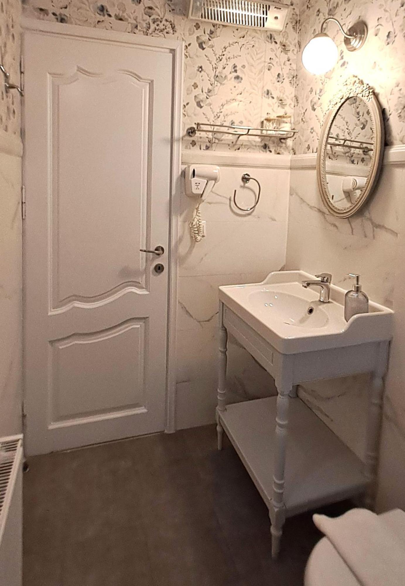 Garitsa Bay Apartment コルフ島 エクステリア 写真